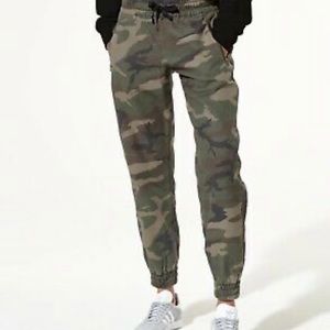 TNA | Camo Jogger Pants
